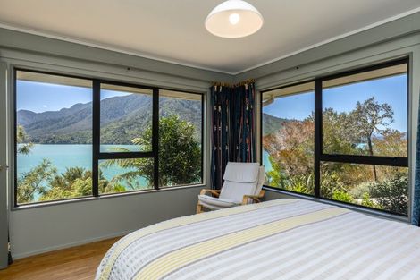 Photo of property in 606 Moetapu Bay Road, Moetapu Bay, Picton, 7282
