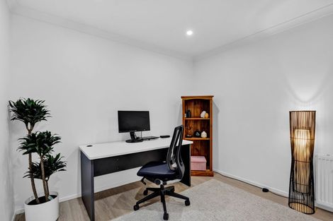 Photo of property in 26a Smith Road, Merrilands, New Plymouth, 4312