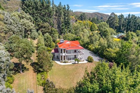 Photo of property in 215a Katherine Mansfield Drive, Whitemans Valley, Upper Hutt, 5371
