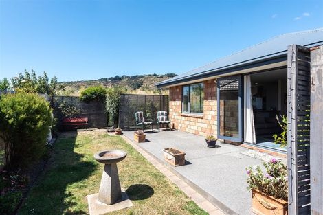 Photo of property in 19 Hamlet Lane, Heathcote Valley, Christchurch, 8022