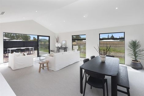 Photo of property in 28 Oakmill Drive, Casebrook, Christchurch, 8051