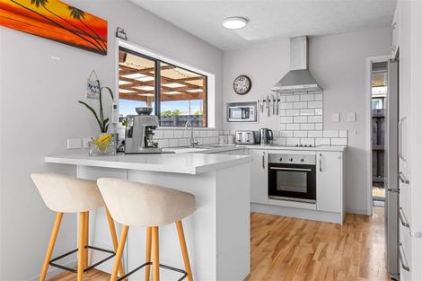 Photo of property in 1/276 Pine Avenue, South New Brighton, Christchurch, 8062