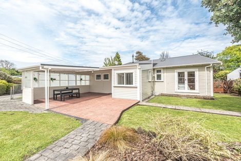 Photo of property in 12 Tregarth Street, Saint Johns Hill, Whanganui, 4501