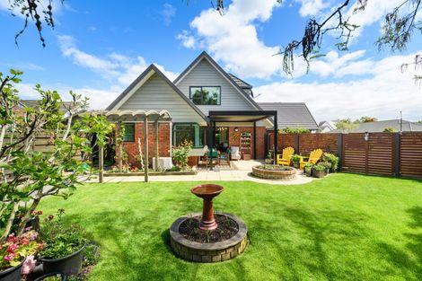 Photo of property in 11 Just Place, West End, Palmerston North, 4410