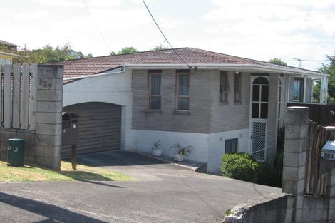 Photo of property in 2/325 Glenfield Road, Glenfield, Auckland, 0629