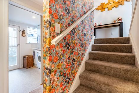 Photo of property in 29 Paekakariki Hill Road, Pauatahanui, Porirua, 5381