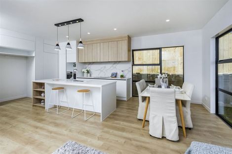 Photo of property in 1 Horokaka Street, Massey, Auckland, 0614