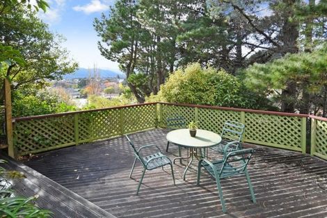 Photo of property in 15 Ecclesfield Grove, Silverstream, Upper Hutt, 5019