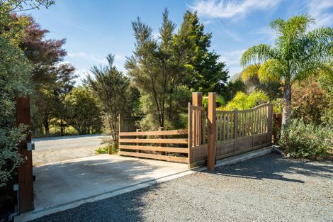 Photo of property in 235 Devich Road, Mangawhai, Kaiwaka, 0573