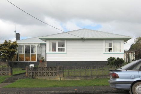 Photo of property in 2 Cambridge Street, Te Kamo, Whangarei, 0112