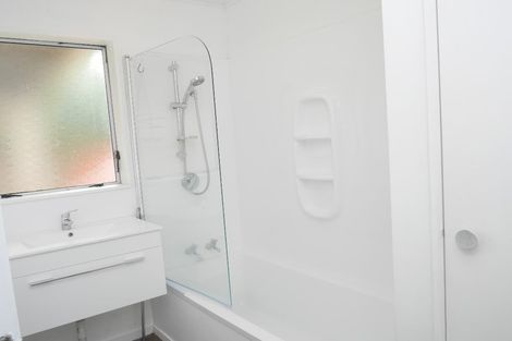 Photo of property in 95a Arawhata Road, Paraparaumu, 5032