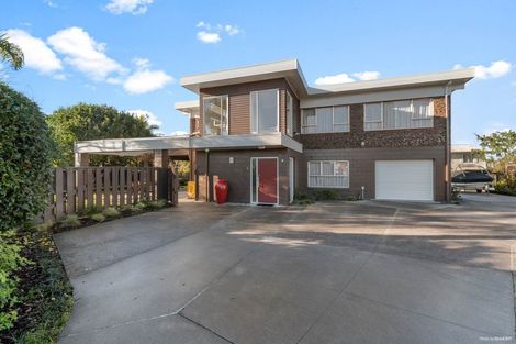 Photo of property in 6 Barnhill Crescent, Pahurehure, Papakura, 2113