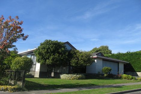 Photo of property in 29 The Crowsnest, Whitby, Porirua, 5024