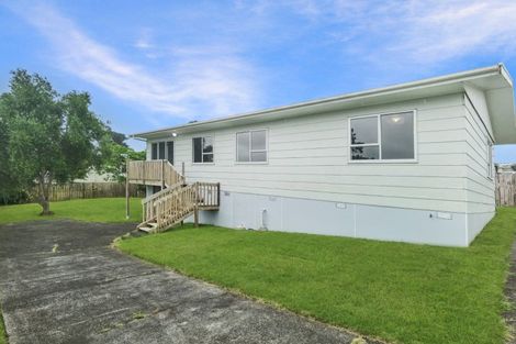 Photo of property in 5 Flaunty Place, West Harbour, Auckland, 0618