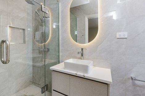 Photo of property in 1/287 Massey Road, Mangere East, Auckland, 2024