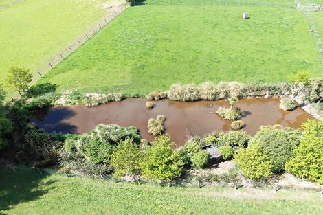 Photo of property in 68 Currie Road, Woodside, Outram, 9073