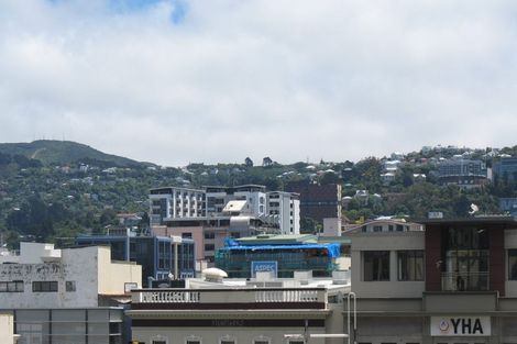 Photo of property in 14/15 Roxburgh Street, Mount Victoria, Wellington, 6011