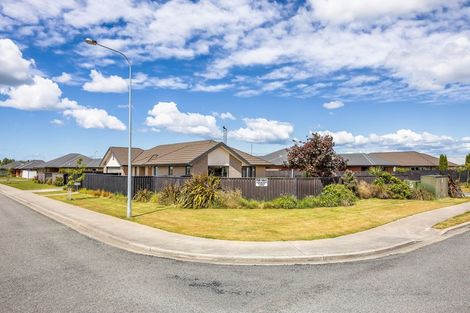 Photo of property in 10 Devlin Avenue, Rangiora, 7400