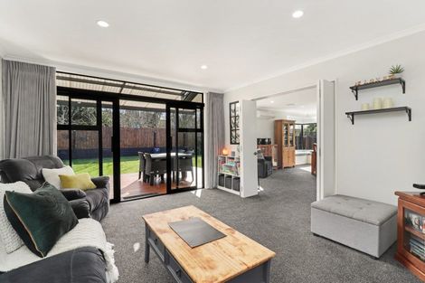 Photo of property in 15 Loveridge Place, Morrinsville, 3300