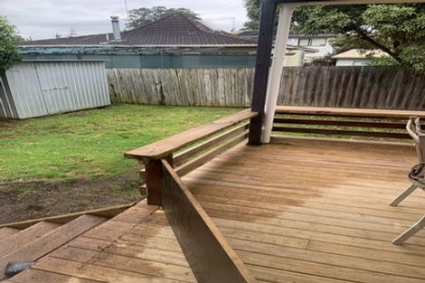 Photo of property in 1/15 Gloaming Place, Conifer Grove, Takanini, 2112