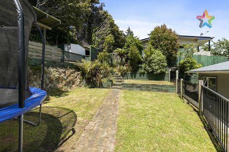 Photo of property in 48 Wright Street, Wainuiomata, Lower Hutt, 5014