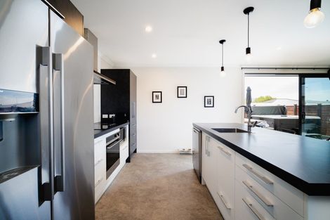 Photo of property in 112 Middleton Road, Corstorphine, Dunedin, 9012