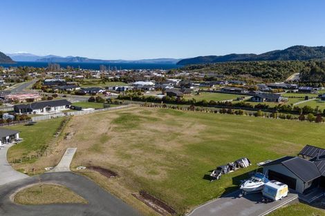 Photo of property in 6 Ribbonwood Lane, Kinloch, 3377