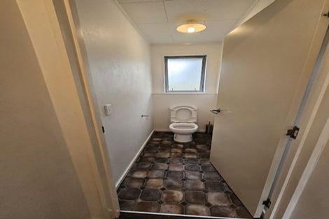 Photo of property in 71 Queenwood Road, Levin, 5510