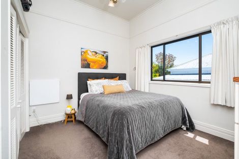 Photo of property in 9 Bay View Road, Bluff Hill, Napier, 4110