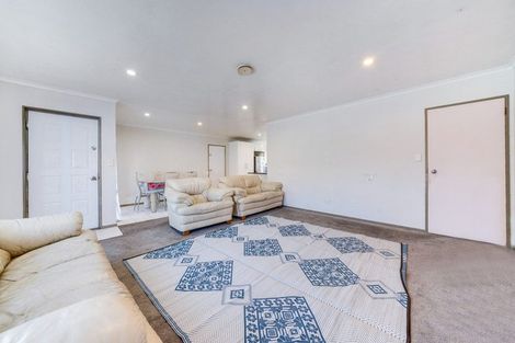 Photo of property in 22 Enuamanu Road, Favona, Auckland, 2024