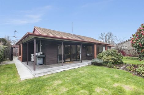 Photo of property in 68a Windermere Road, Papanui, Christchurch, 8053