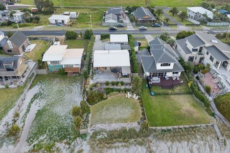 Photo of property in 151 Pukehina Parade, Pukehina, Te Puke, 3189