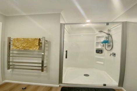 Photo of property in 6 Gloaming Lane, Wallaceville, Upper Hutt, 5018