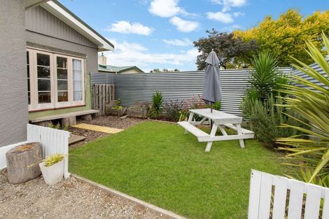 Photo of property in 256 Tremaine Avenue, Highbury, Palmerston North, 4412