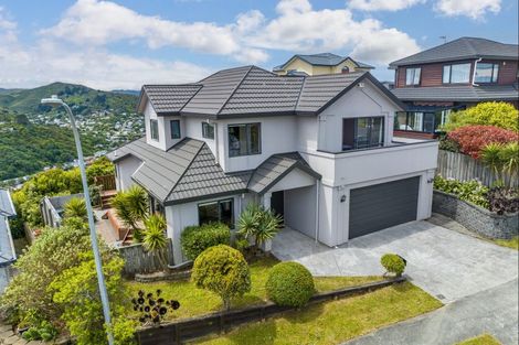 Photo of property in 25 Landsdowne Terrace, Karori, Wellington, 6012