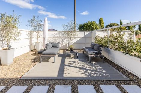 Photo of property in 500 Fenwick Street, Mayfair, Hastings, 4122