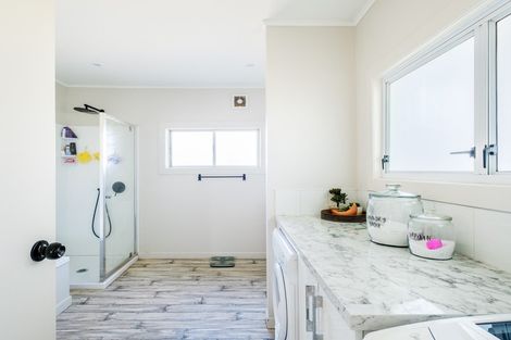 Photo of property in 26 Valley Road, Mangapapa, Gisborne, 4010