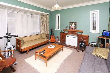 Photo of property in 25 Darley Street, Maeroa, Hamilton, 3200