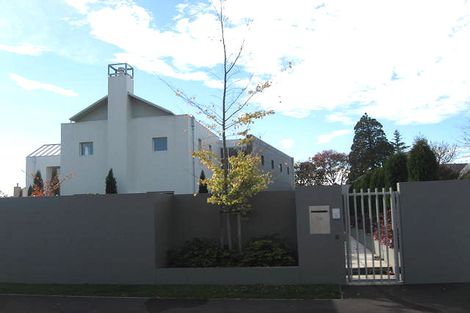 Photo of property in 36 Thornycroft Street, Fendalton, Christchurch, 8052