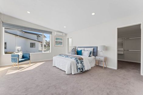 Photo of property in 25 Para Close, Fairview Heights, Auckland, 0632