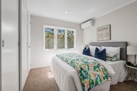 Photo of property in 133 Beach Haven Road, Beach Haven, Auckland, 0626
