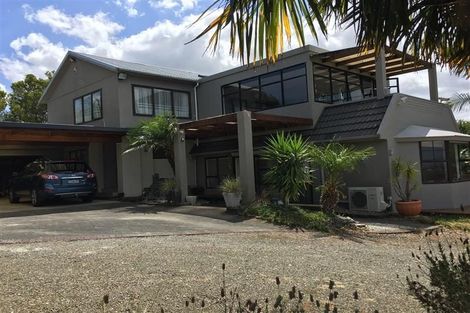 Photo of property in 177 Lonely Track Road, Albany Heights, Auckland, 0632