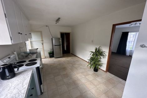 Photo of property in 1/663 Te Atatu Road, Te Atatu Peninsula, Auckland, 0610