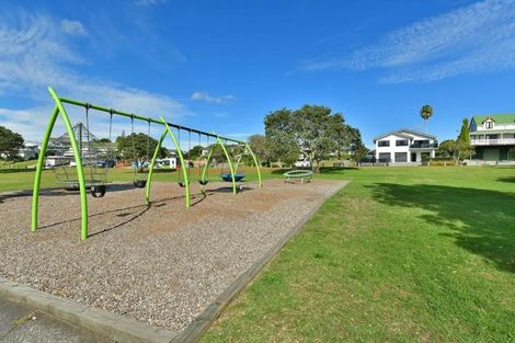 Photo of property in 8 Sunrise Boulevard, Snells Beach, 0920