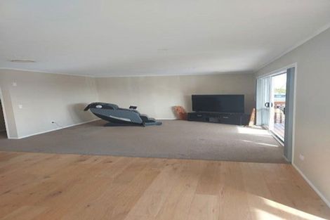 Photo of property in 137 Winara Avenue, Waikanae, 5036