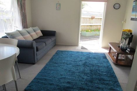 Photo of property in 31 Yorke Road, Haruru, 0204