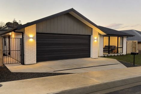 Photo of property in 7 Matata Road, Kenepuru, Porirua, 5022