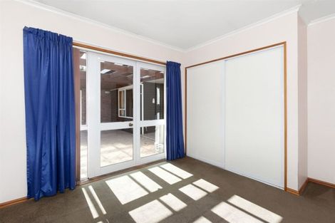 Photo of property in 33 Kirsten Place, Parklands, Christchurch, 8083