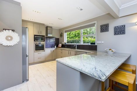 Photo of property in 50 Wai-iti Crescent, Woburn, Lower Hutt, 5010