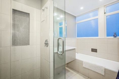 Photo of property in 4 Gill Road, Lowry Bay, Lower Hutt, 5013